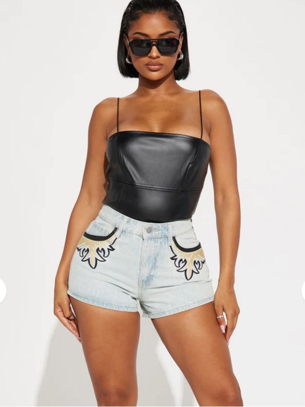 Fashion Nova Dixie Patch Non Stretch Denim Shorts - Light Wash Size 9